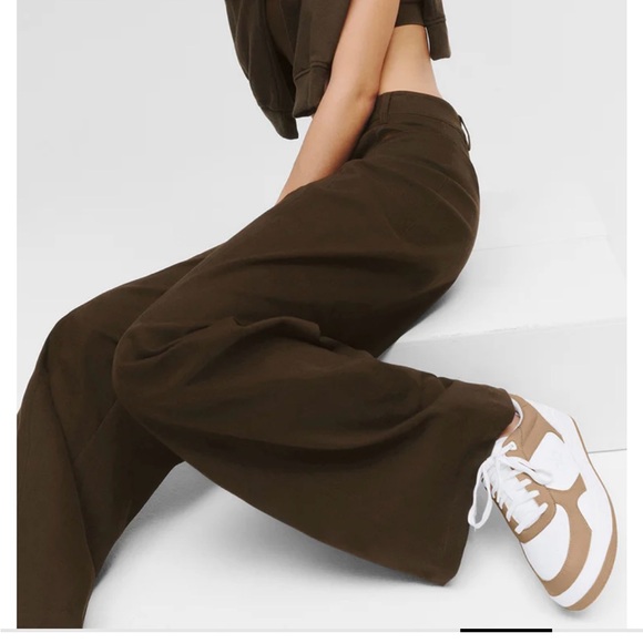 NEW! ALO sneakers sz 8.5 Recovery Mode Women's Sneakers - Picture 12 of 13